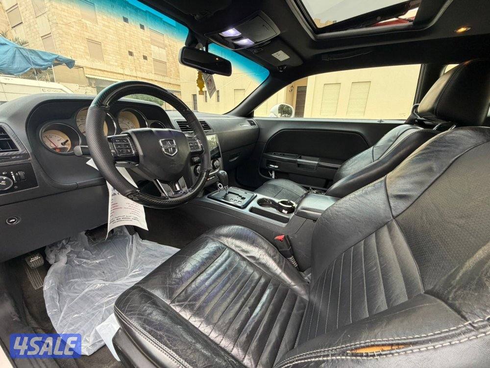 للبيع دودج شالنجر 2012 v88