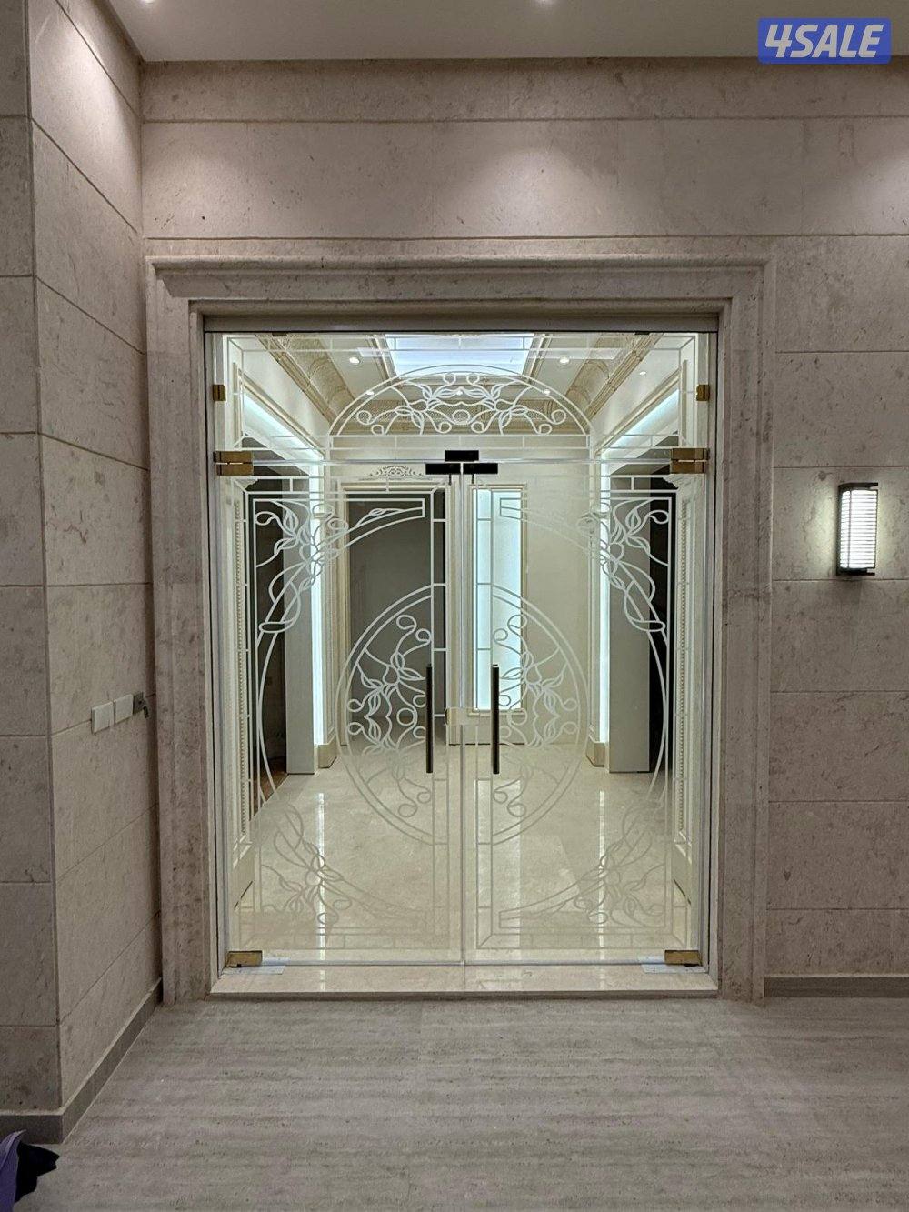 زجاج ومرايا جميع انواع الزجاج سكريت0