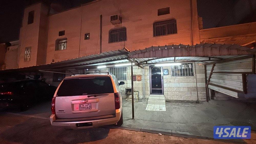 للبيع بيت بالرابية0