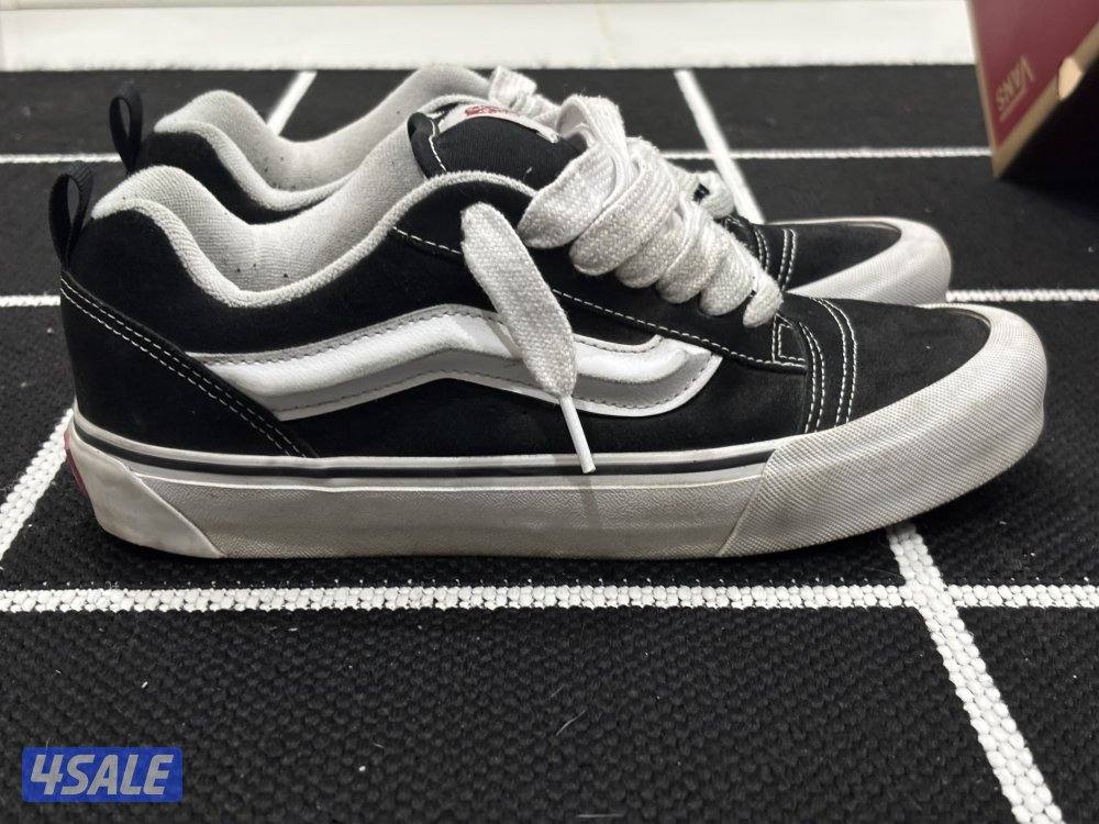 The vans knu skool3