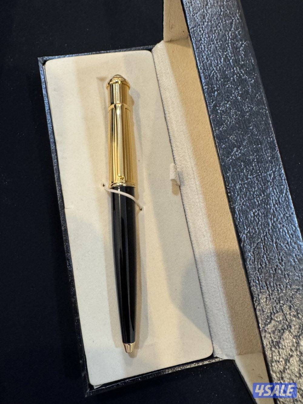 فلنتينو/ ذهبي حجر اسود0