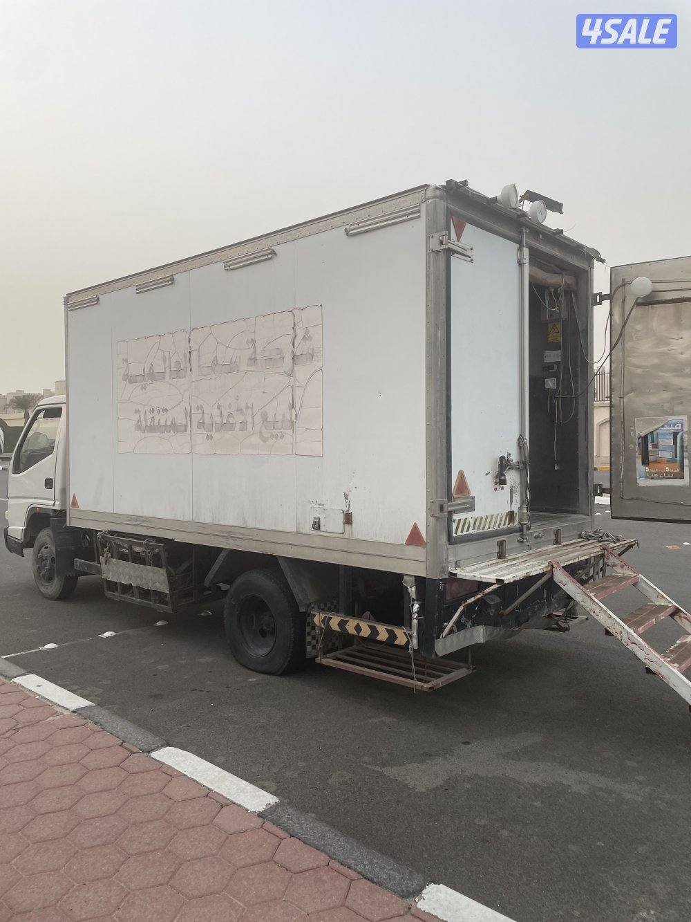 للبيع فود ترك بقاله jmc4