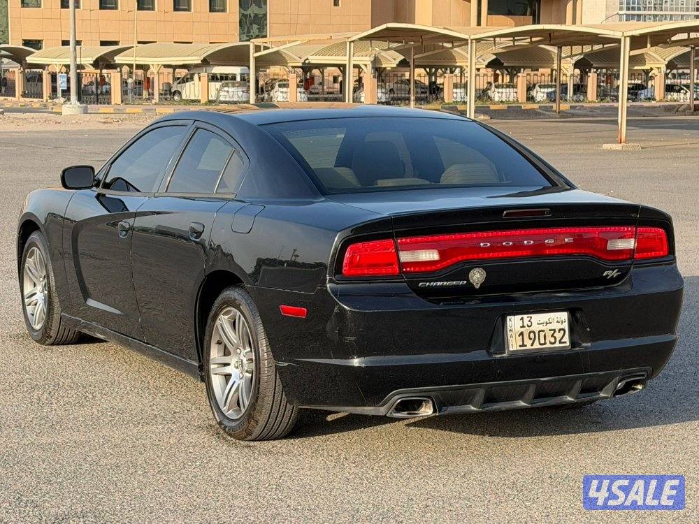 للبيع دودج جارجر 20141