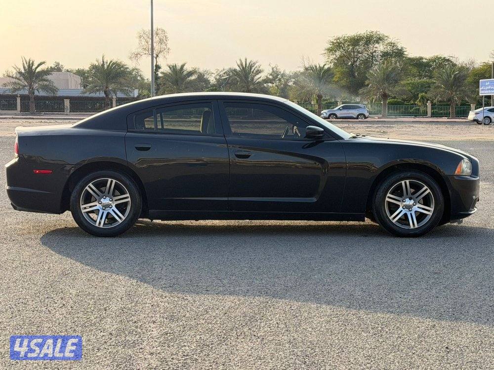 للبيع دودج جارجر 20143