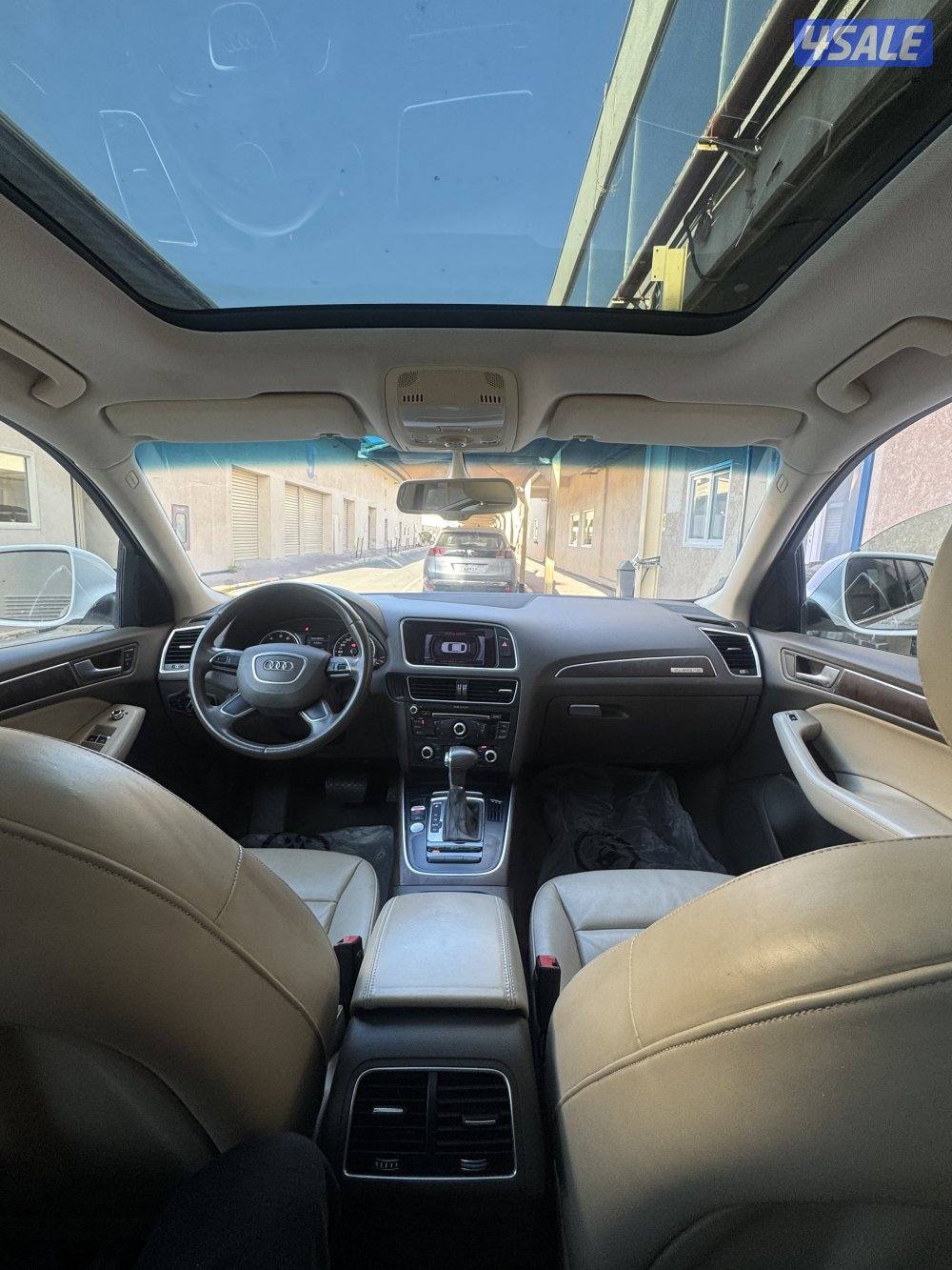 أودي Q5 ٢٠١٥ بانوراما - صبغ وكالة - ممشى٨٠ الف كم - Audi Q5 80 KM only5