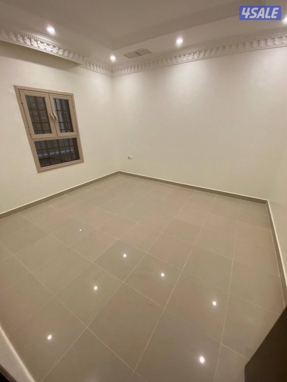 💥شقه غرفتين مع روف بجنوب عبدالله المبارك0