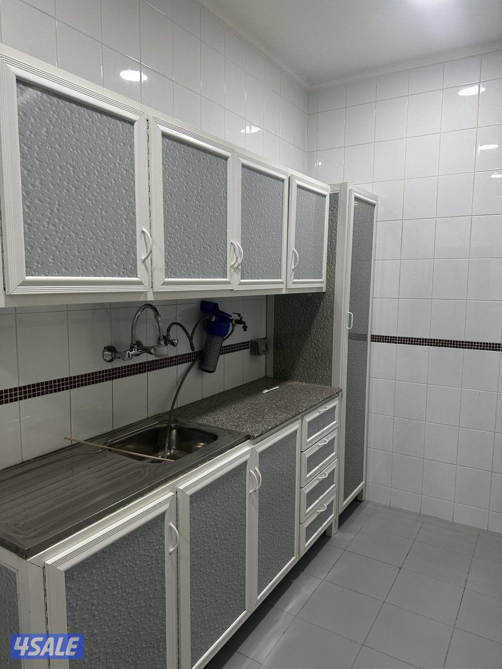 🌴🌴غرفتين صغار ومطبخ وحمام تكييف وحدات ستلايت🌴🌴🇰🇼🏚️🏘️🏚️🏘️2