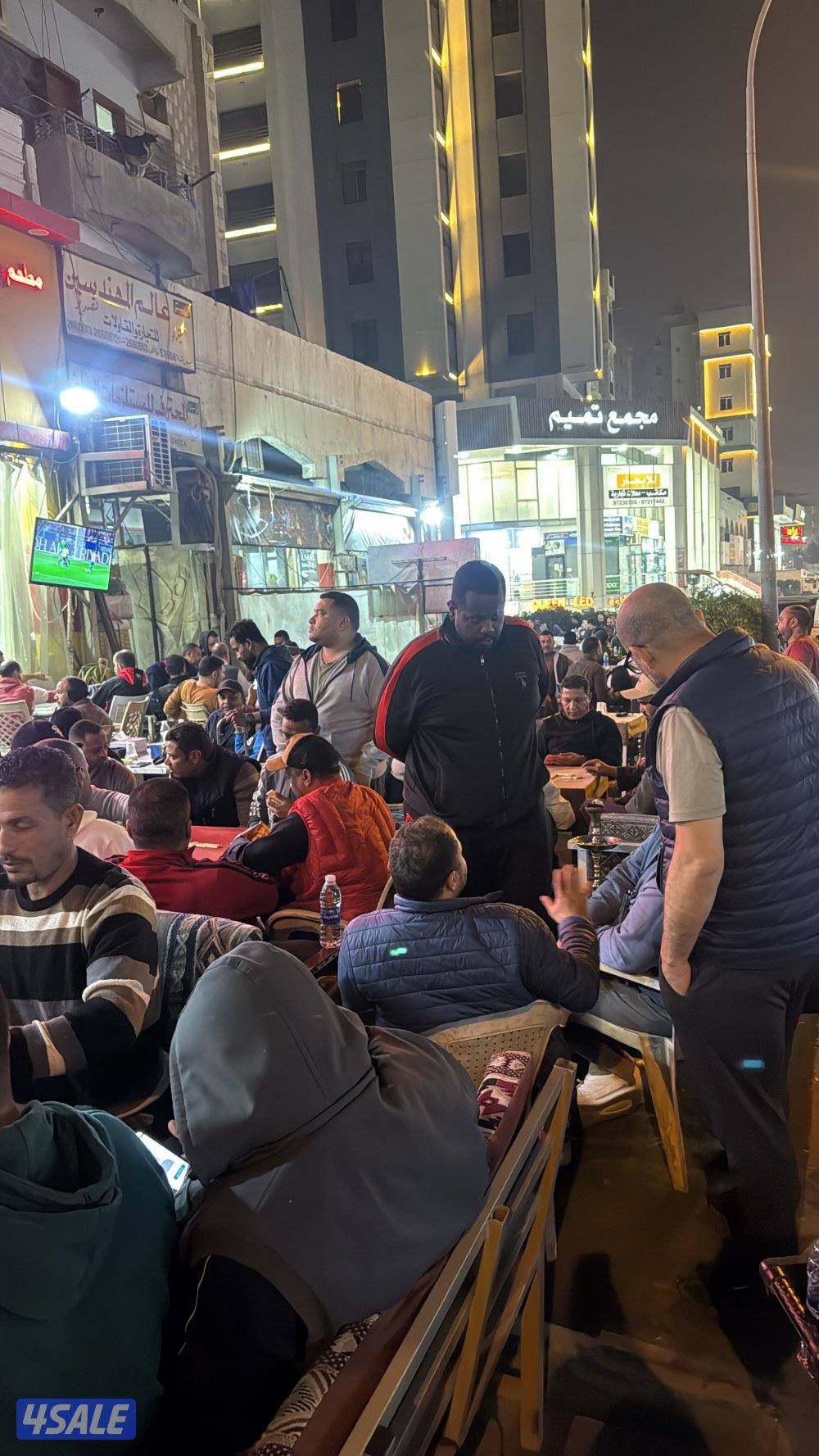 للبيع مقهي ب حولي شارع العثمان في مكان ممتاز ومساحه كبيره جدا ومقهي1