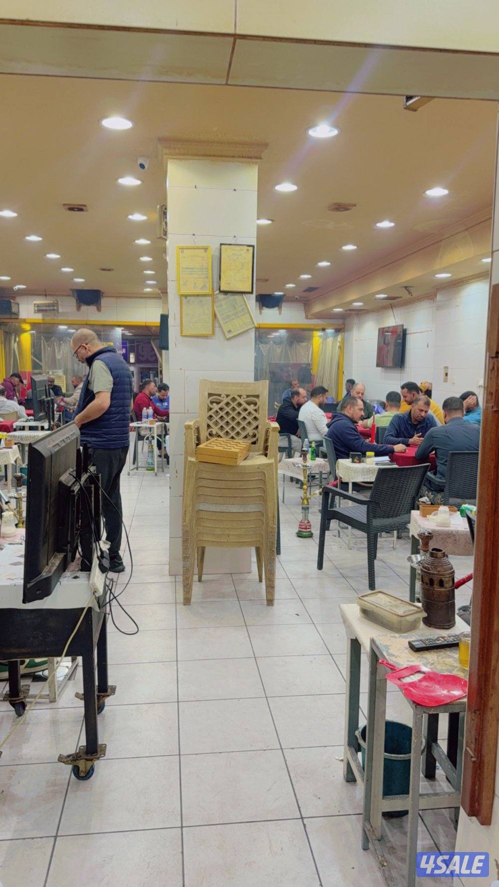 للبيع مقهي ب حولي شارع العثمان في مكان ممتاز ومساحه كبيره جدا ومقهي10