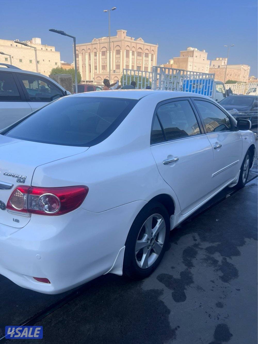 كورولا كورلا 2012 ابيض2