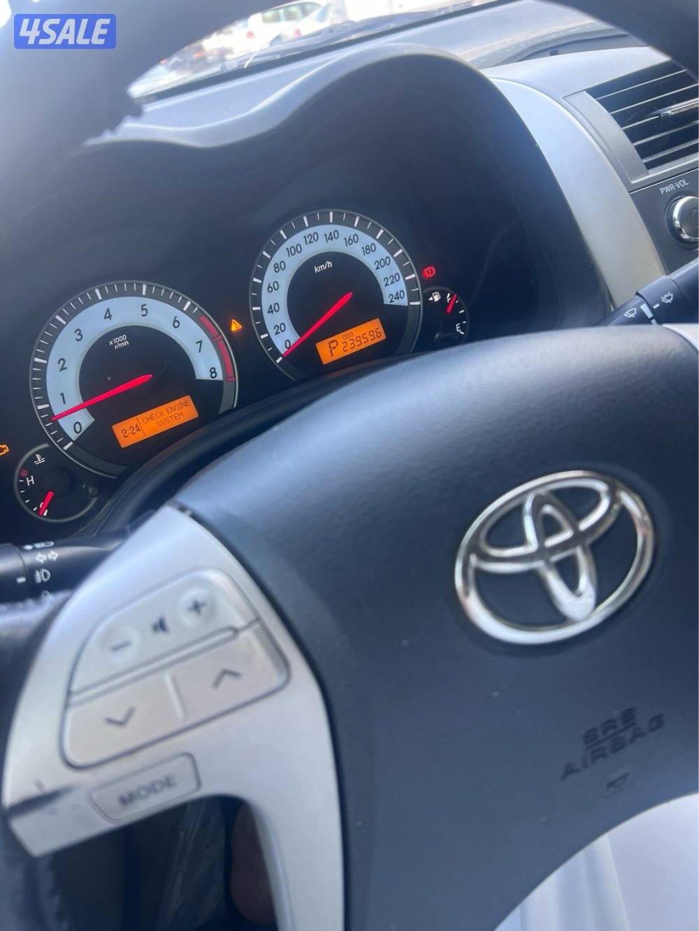 كورولا كورلا 2012 ابيض7