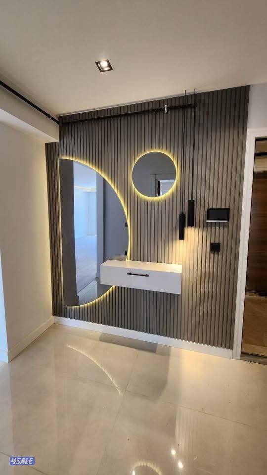 مهندسة معمارية مقيمة  في تونس تبحث على عقد عمل مع العلم لدي خبرة سنتين0