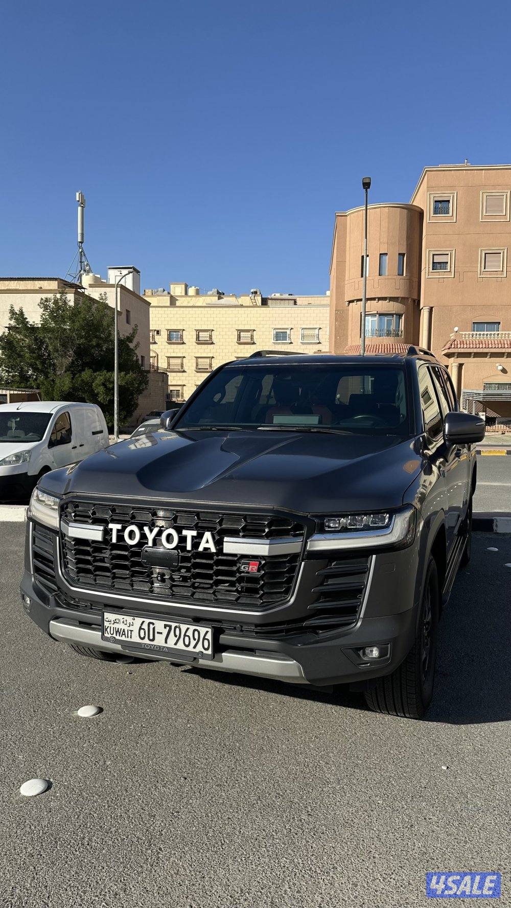 لاند كروزر GR0