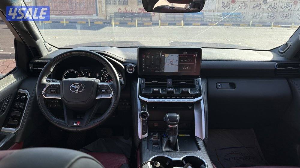 لاند كروزر GR7