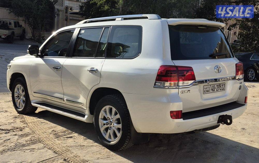 المالك الاول ماشي ٨٧ الف فقط صبغ وكاله سيرفس وكاله الفل كراسي جلد شرط3