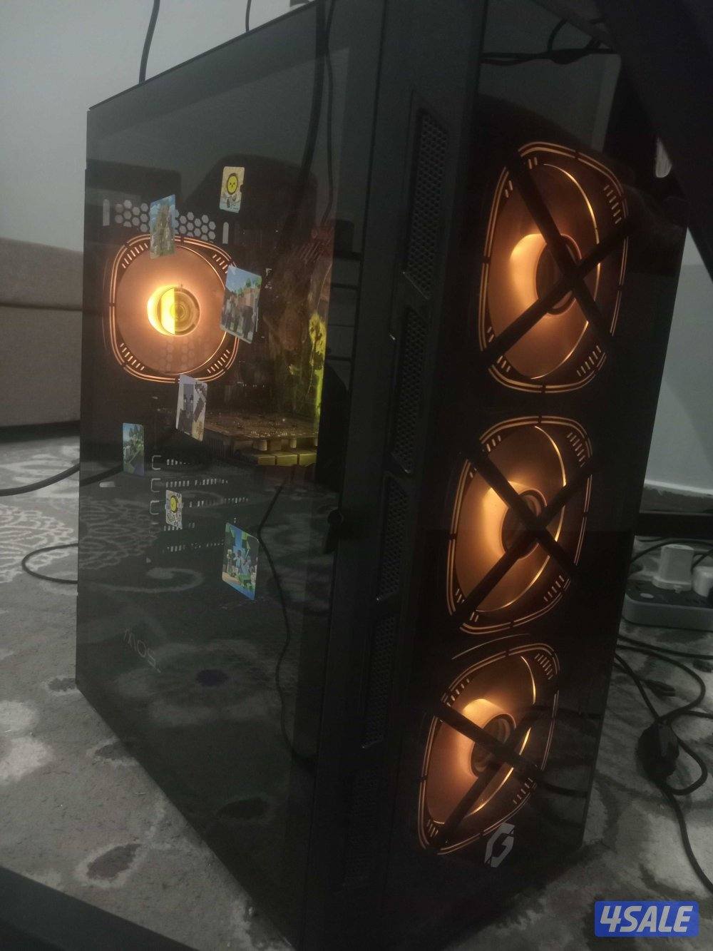 بي سي قيمنق مع شاشة وملحقاته2