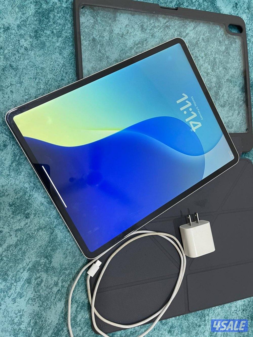 ايباد ابل برو 12.9 انش 256 قيقا الجيل الثالث شغال زين4