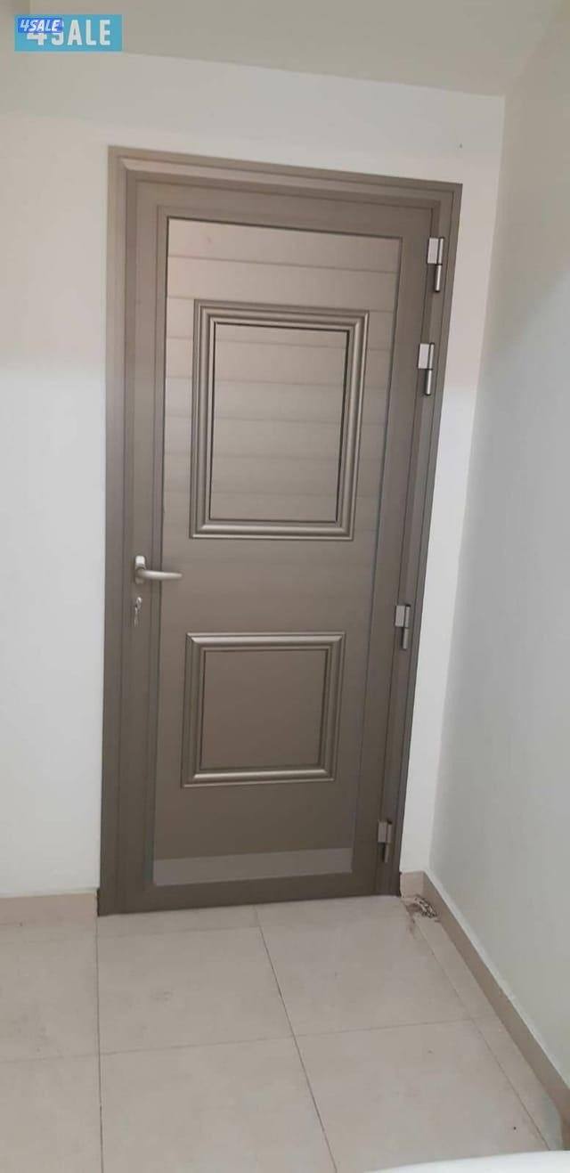 فني المنیونیم8