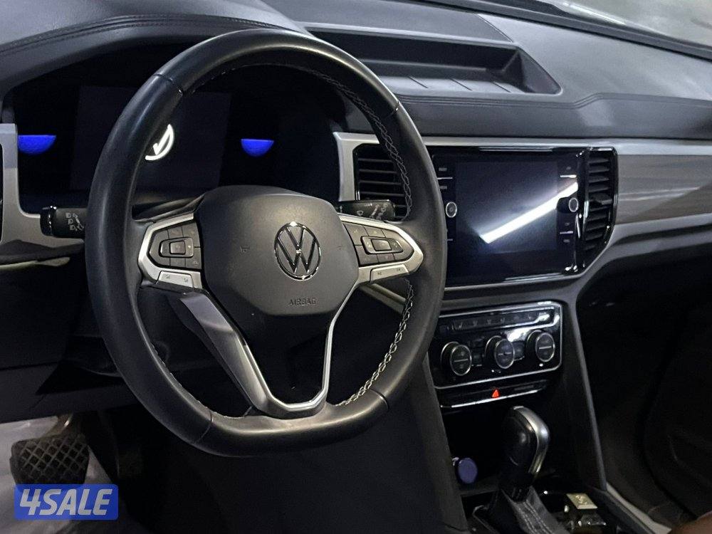 كامل المواصفات ٧كراسي داخليه تان8