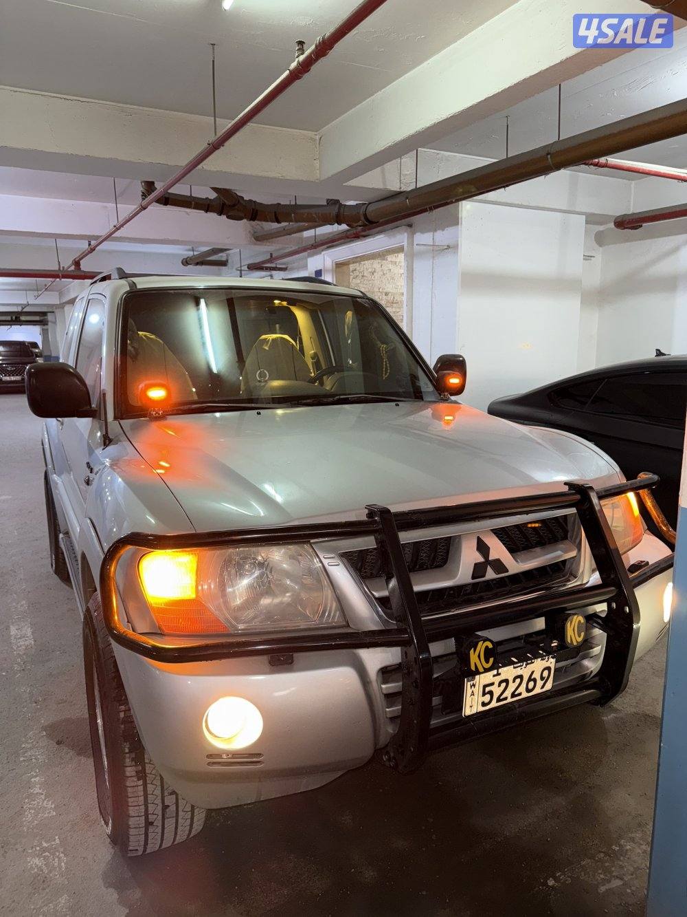 باب واحد pajero 20031