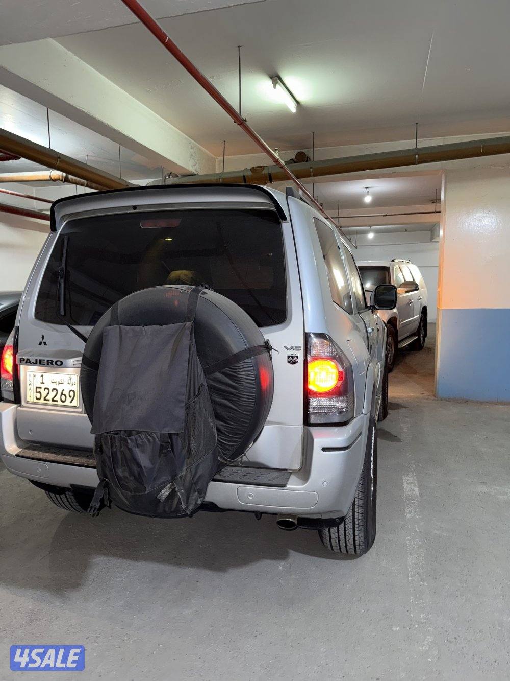 باب واحد pajero 20032