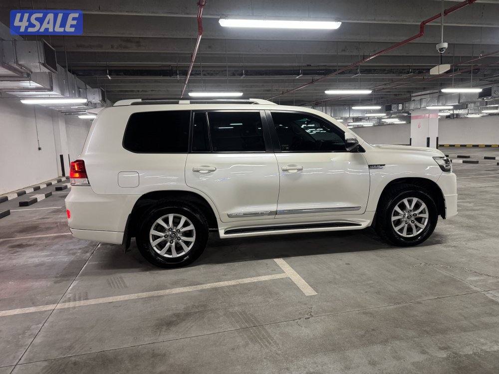 لاندكروز 20170