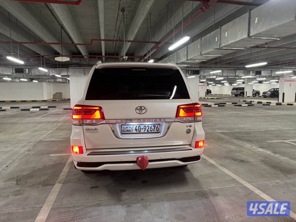 لاندكروز 20173