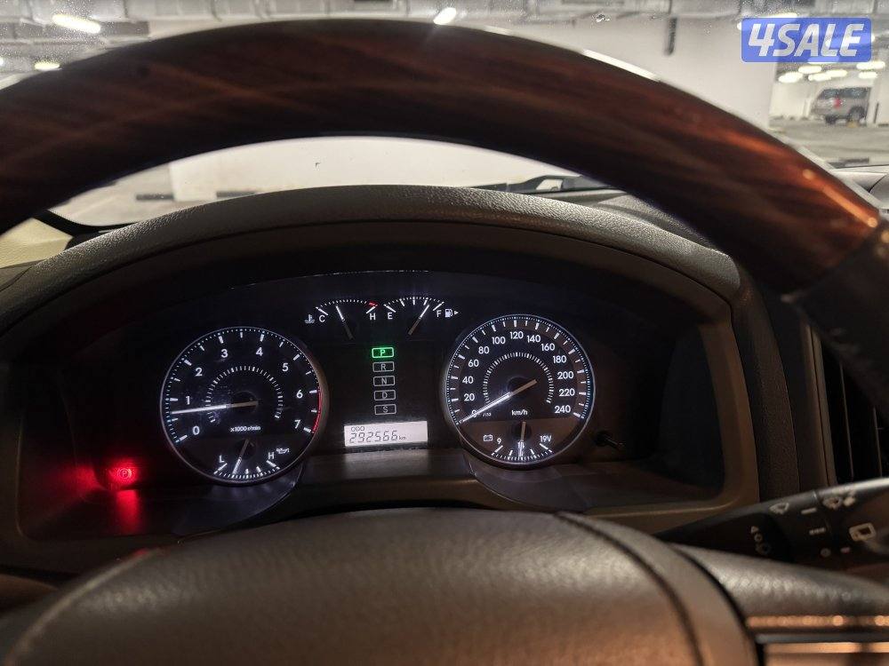 لاندكروز 201712