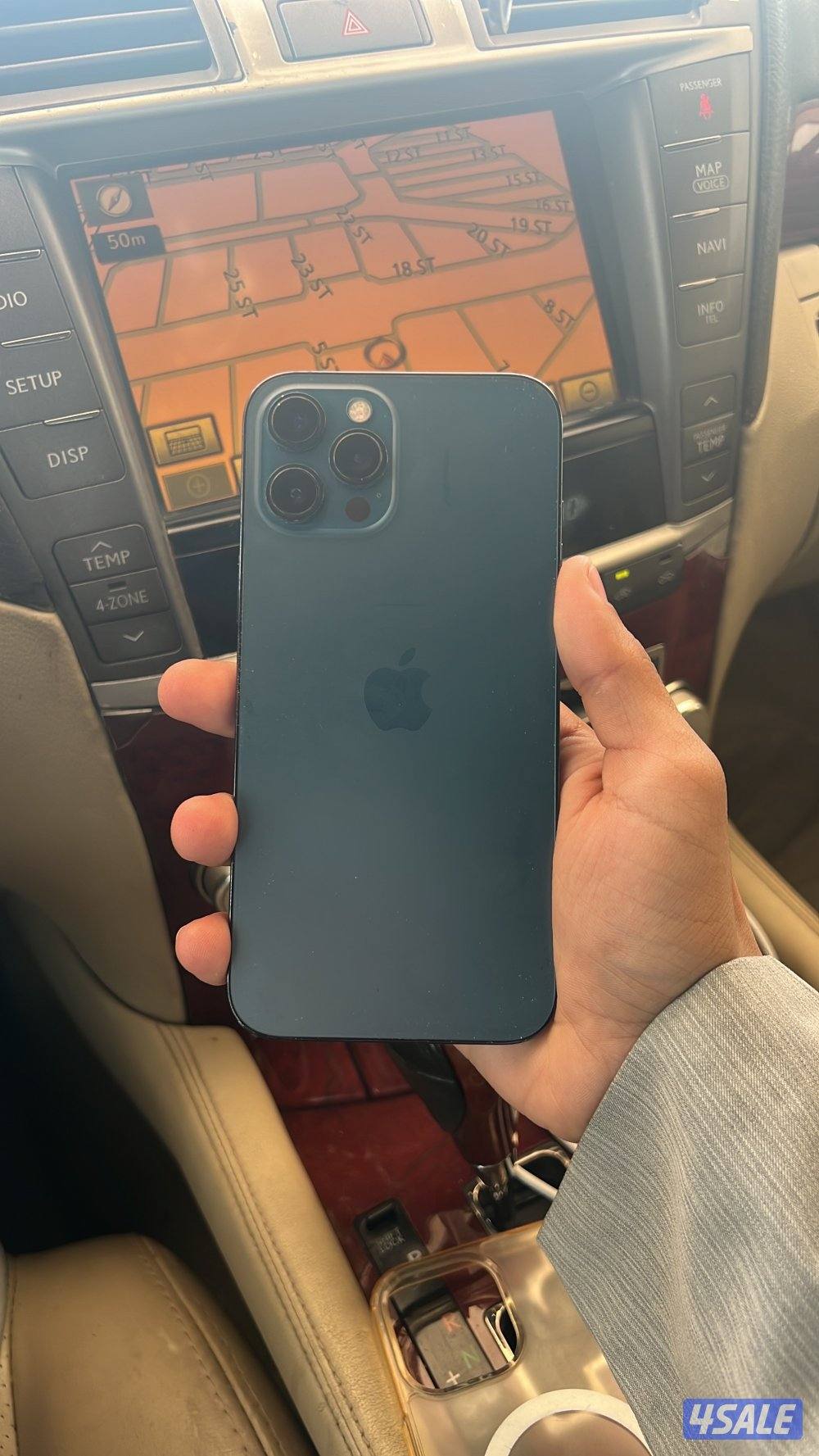 للبيع ايفون 12 برو ماكس2