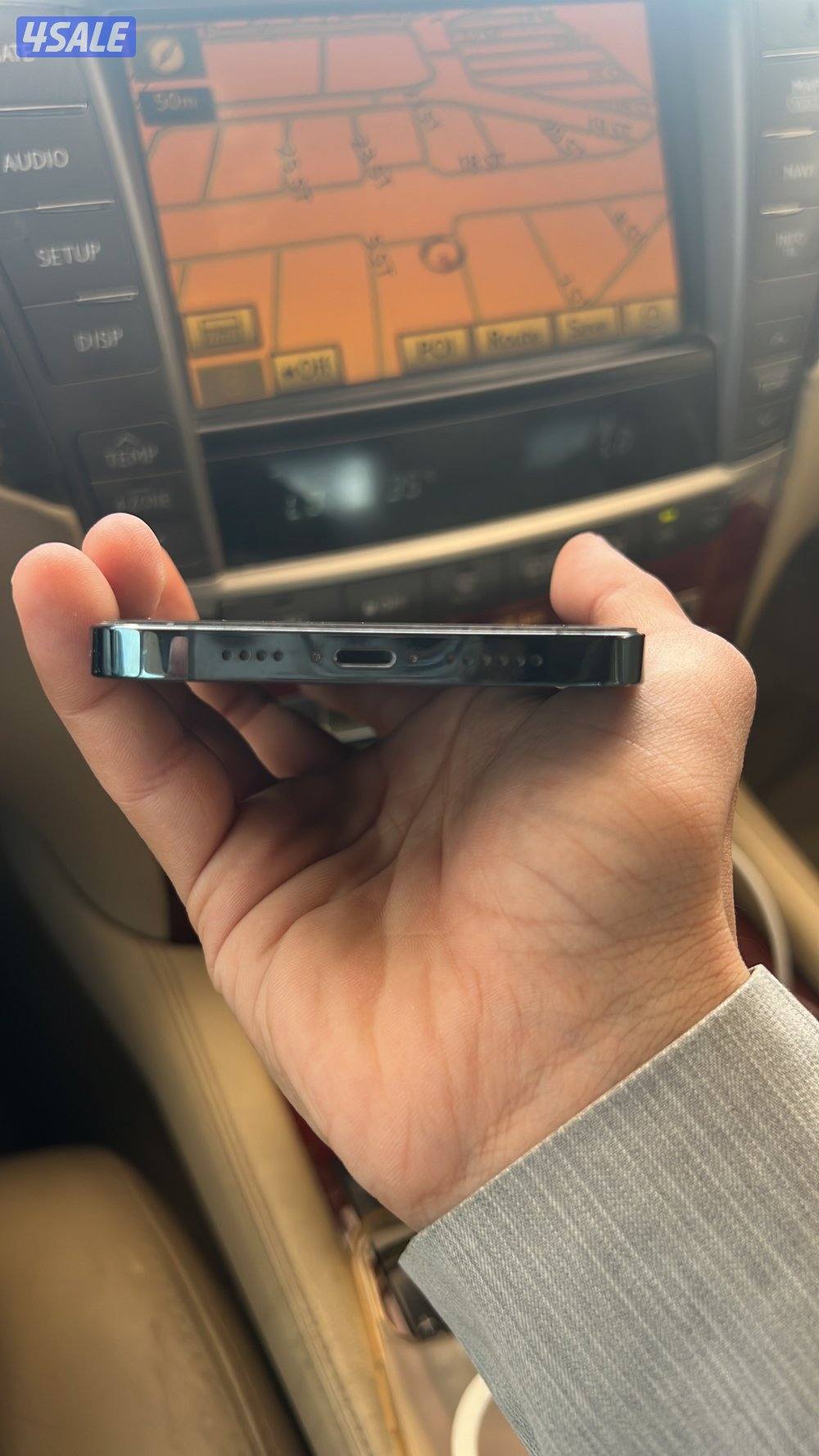 للبيع ايفون 12 برو ماكس5