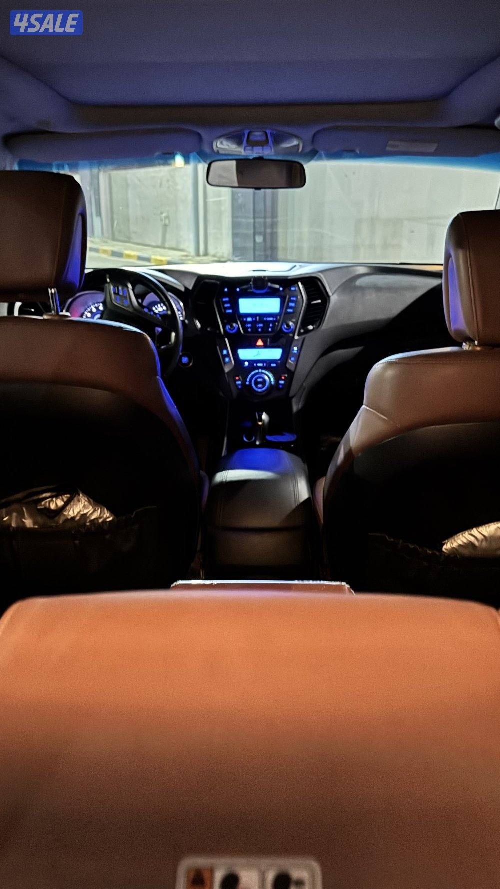 سيارة بحاله جيد جداً3