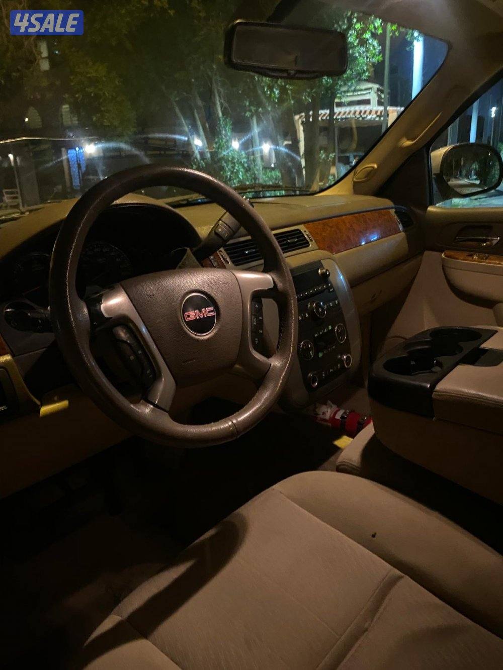 للبيع يوكن 2012 صبغ الوكاله4