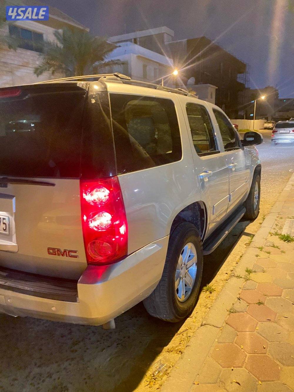 للبيع يوكن 2012 صبغ الوكاله7