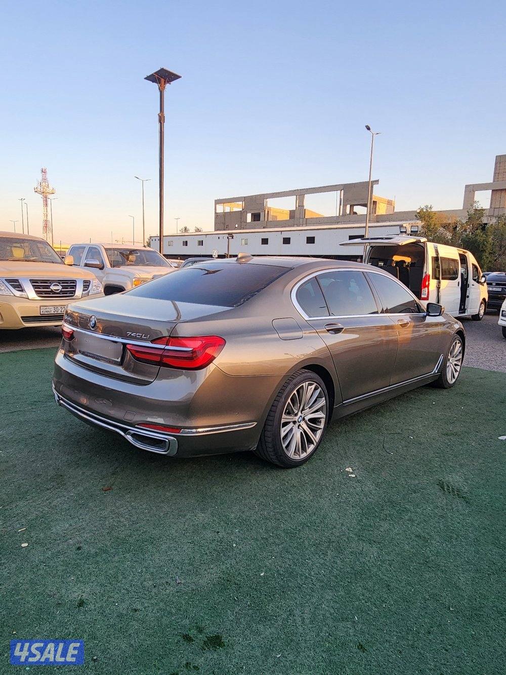 بي ام دبليو  740LI4