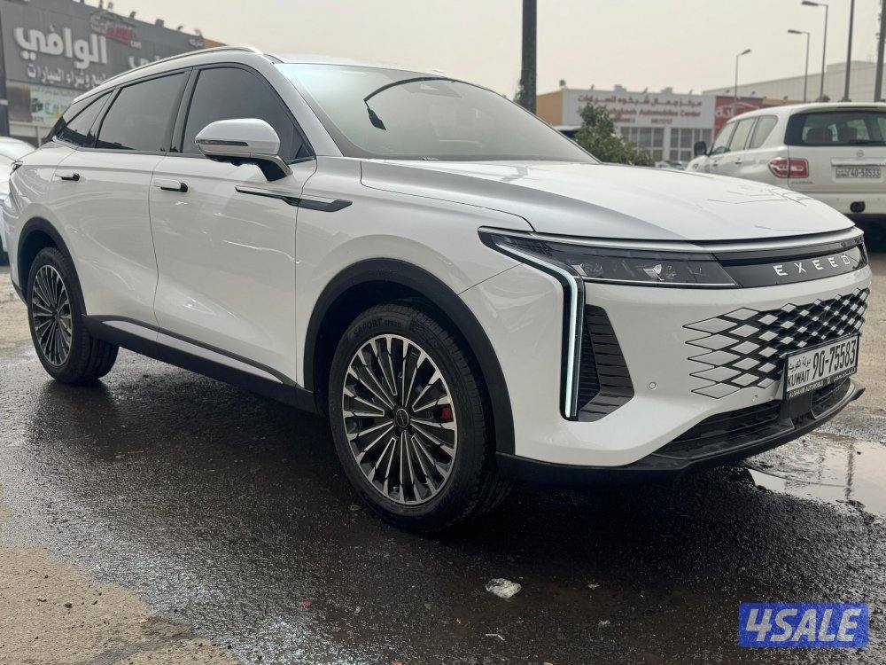 اكسيد RX هايبرد 
موديل 2026
ماشى 400 k.m 
وارد الغانم .1