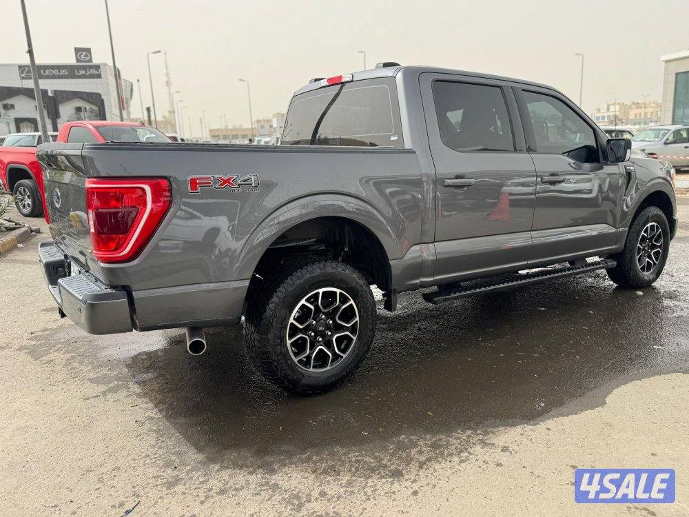 فورد XLT. F150
موديل 2023
ماشى 36.000 k.m 
وارد الغانم .3