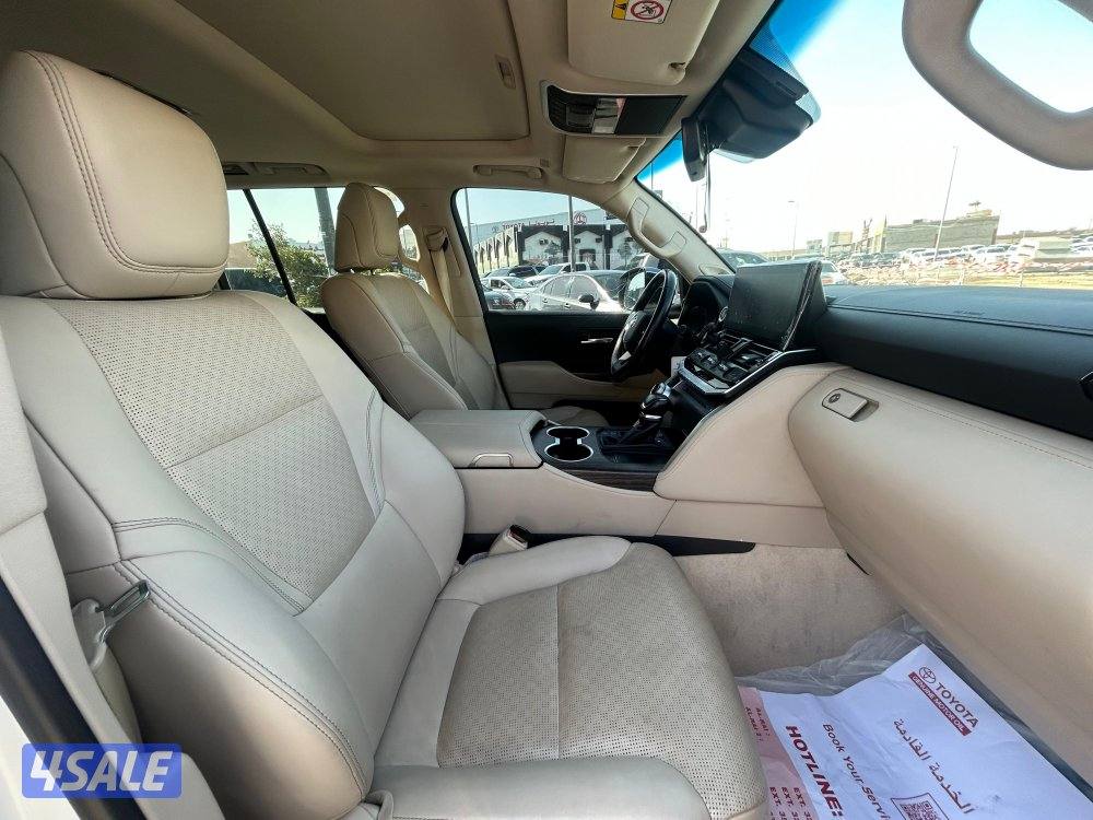 لاند كروزر VX.R AEROs
twin turbo.V6 
موديل 2022
ماشى 120.000 k.m5