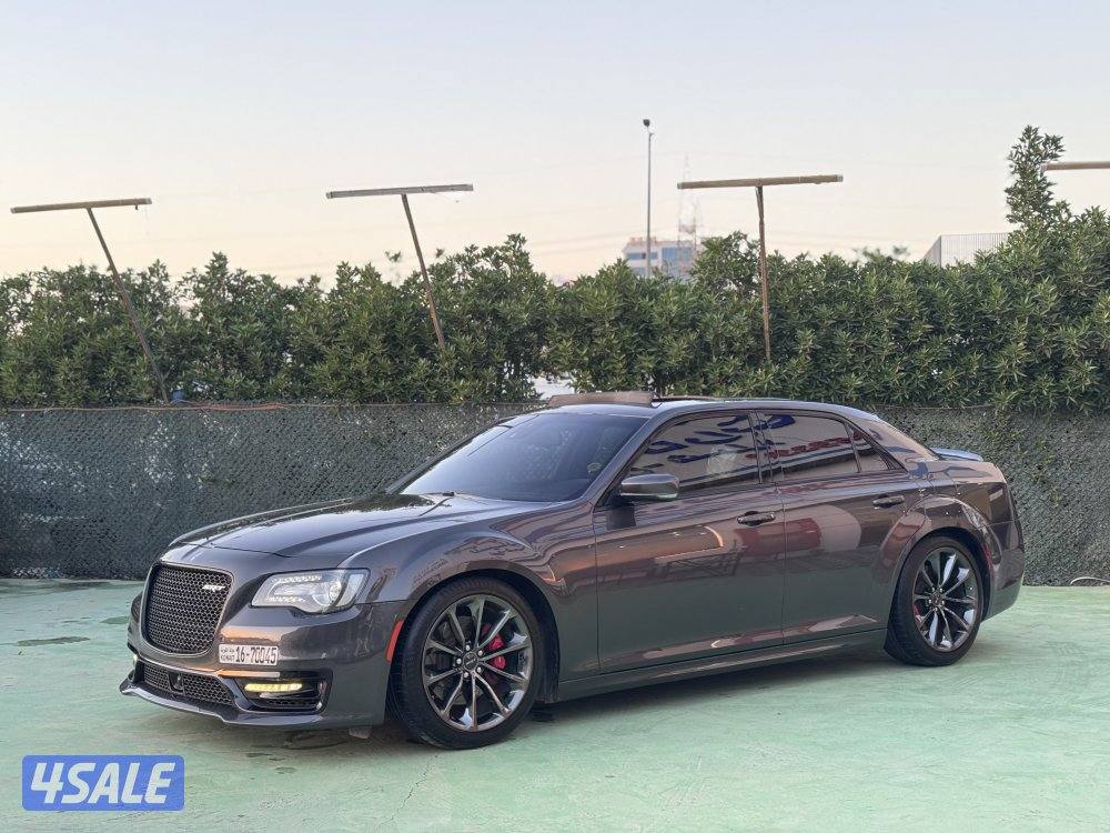 للبيع كرايسلرsrtموديل 20193