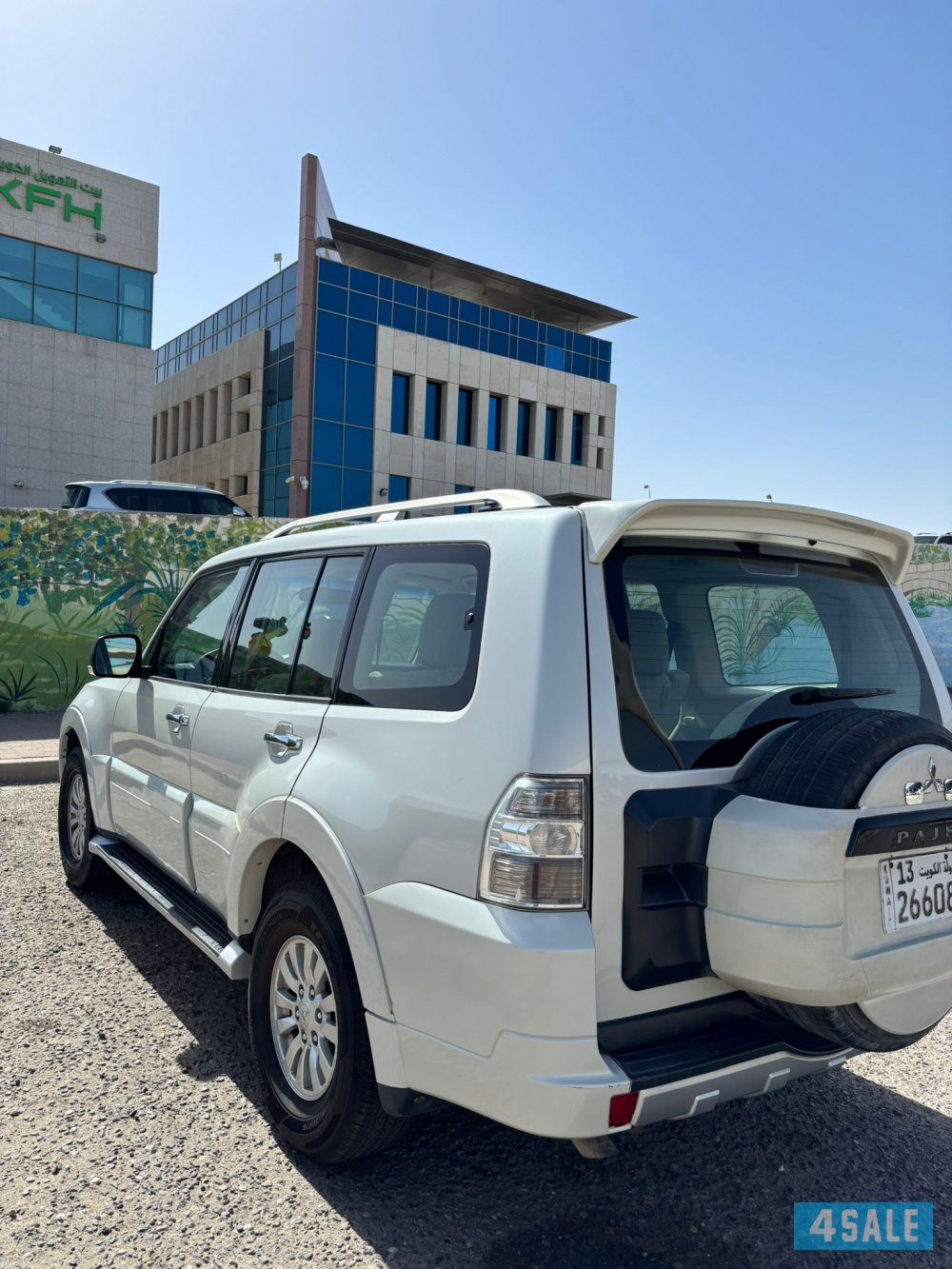 ميتسوبيشي باجيرو موديل 20142