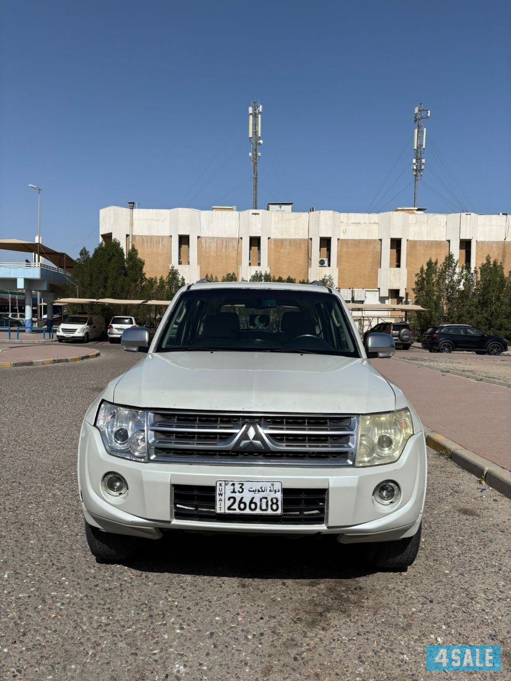 ميتسوبيشي باجيرو موديل 20144