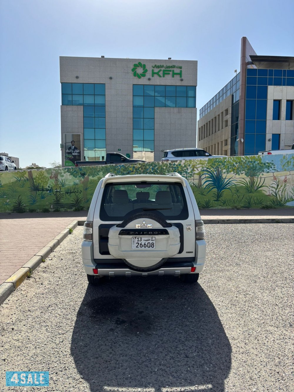 ميتسوبيشي باجيرو موديل 20145