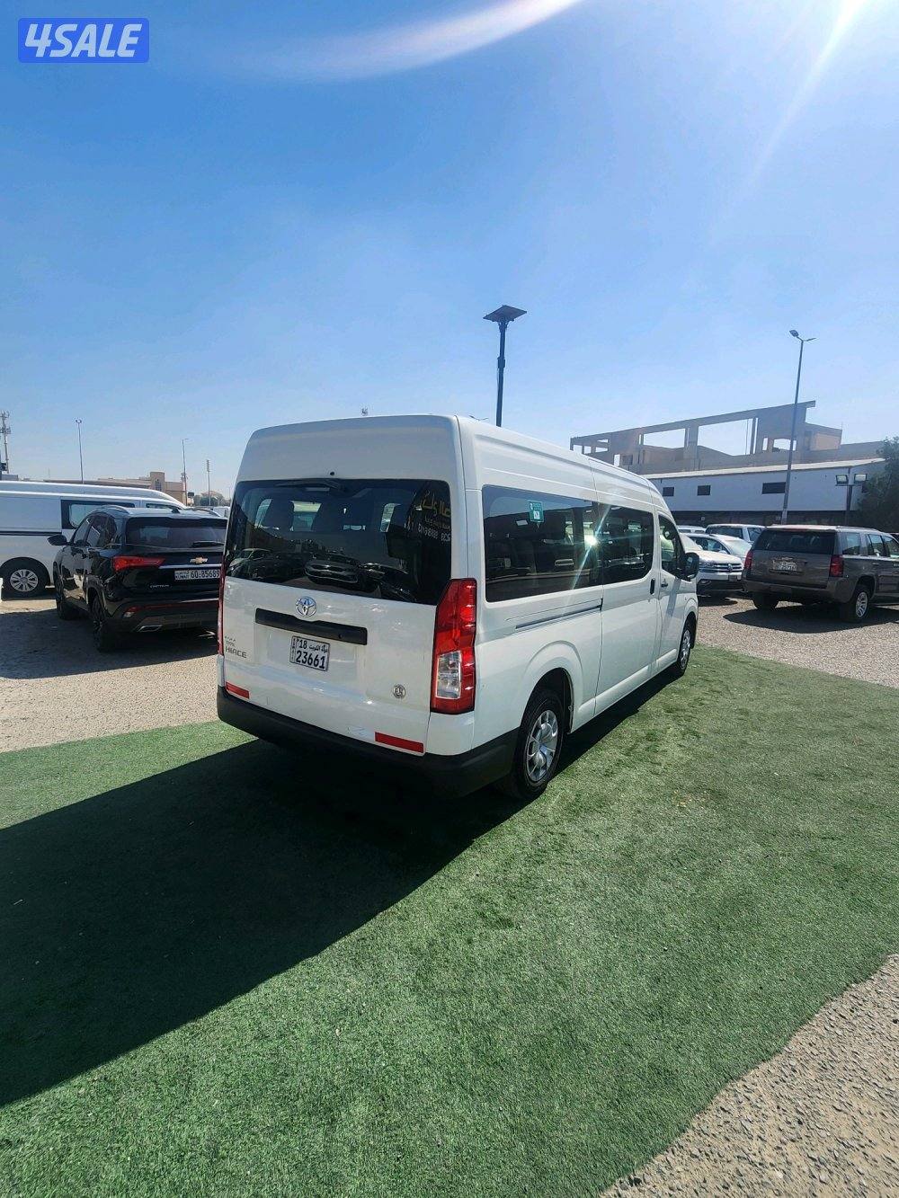 تويوتا  - هياس1