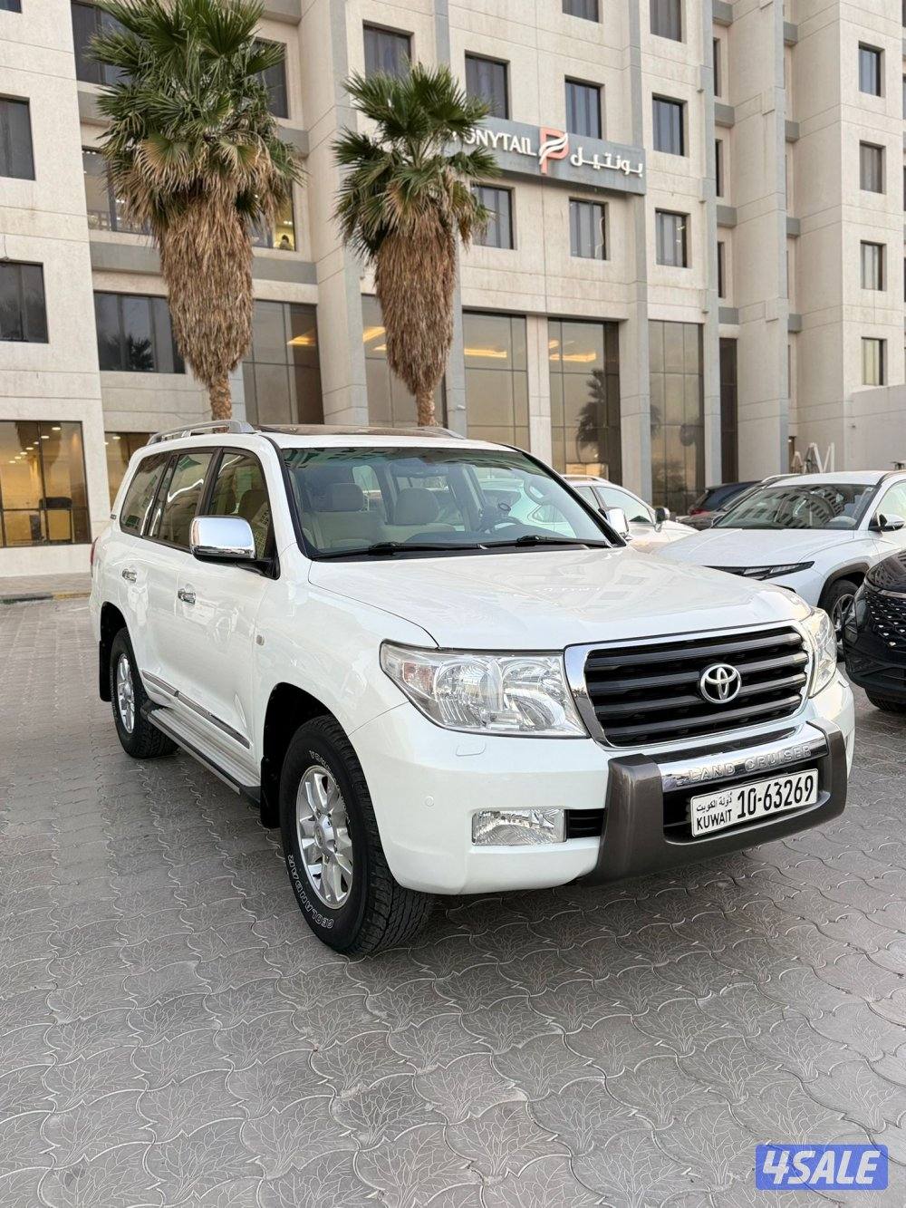 GXR V8 الساير1