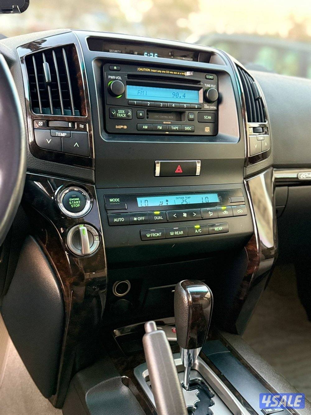 GXR V8 الساير5