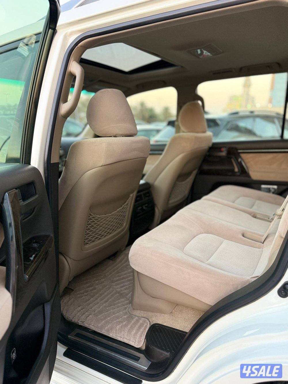 GXR V8 الساير9