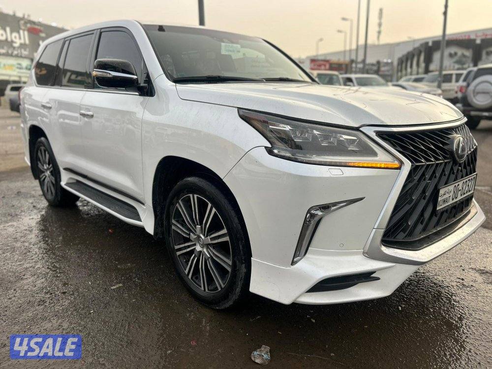 لكزس LX570 درجه اولى موديل 2016 ماشى 235.000 k.m  وارد الخليج.1