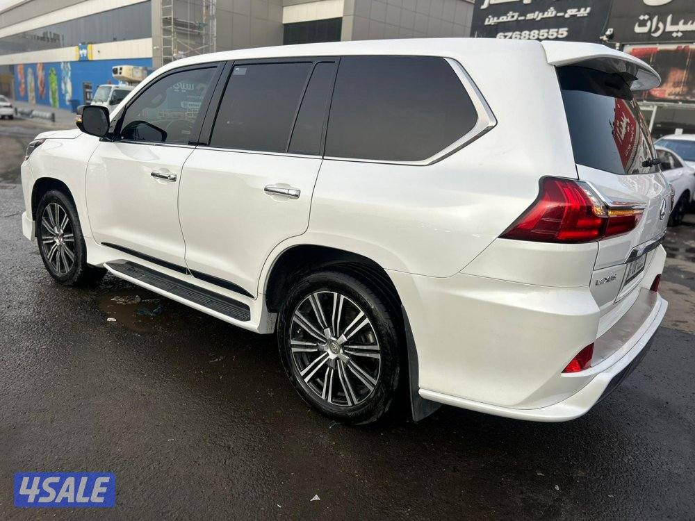 لكزس LX570 درجه اولى موديل 2016 ماشى 235.000 k.m  وارد الخليج.3