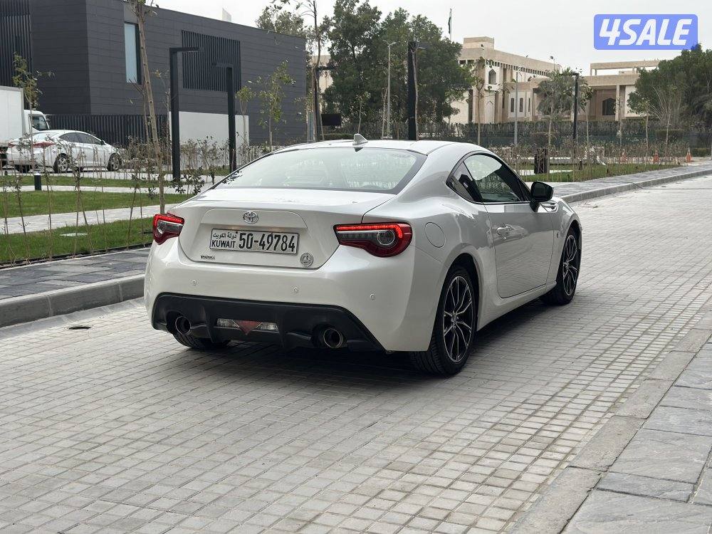 للبيع تويوتا FT-86 بحالة الوكالة 2019 شرط الفحص بالكامل2