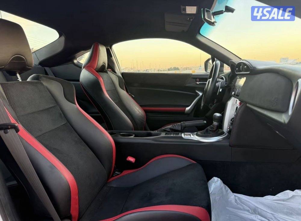 للبيع تويوتا FT-86 بحالة الوكالة 2019 شرط الفحص بالكامل4