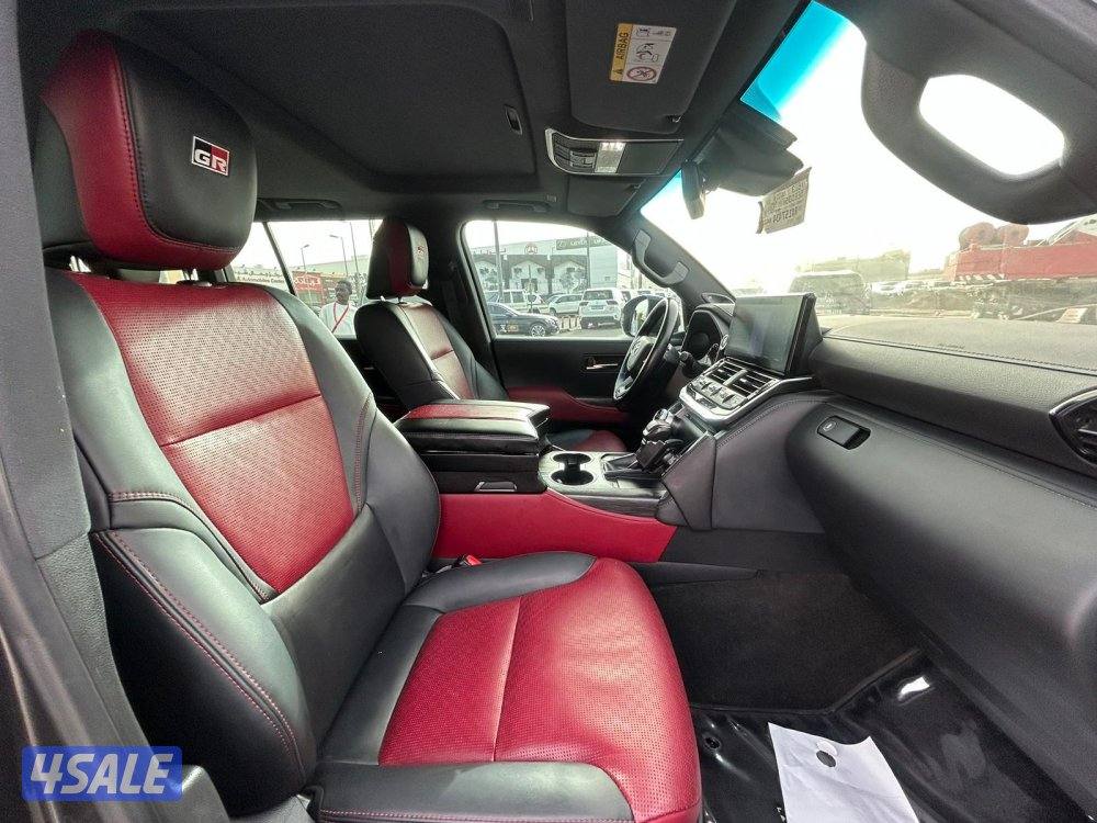 لاند كروزر GR.SPORT   twin turbo .V6 موديل 2024 ماشى 57.000 k.m7